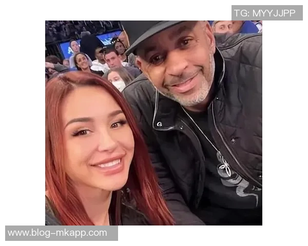 库里回忆母亲教诲与赛场激情直言最生气时刻是对镜头的自信宣言 库里回忆母亲教诲与赛场激情直言最生气时刻是对镜头的自信宣言