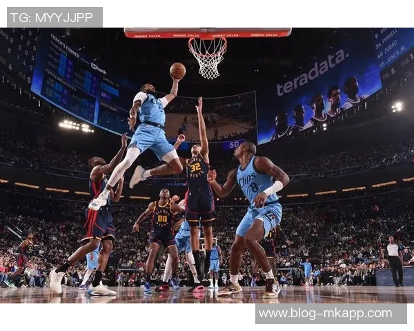 库里三分球对阵24队破百创历史纪录哈登紧随其后仅对18队达成此成就